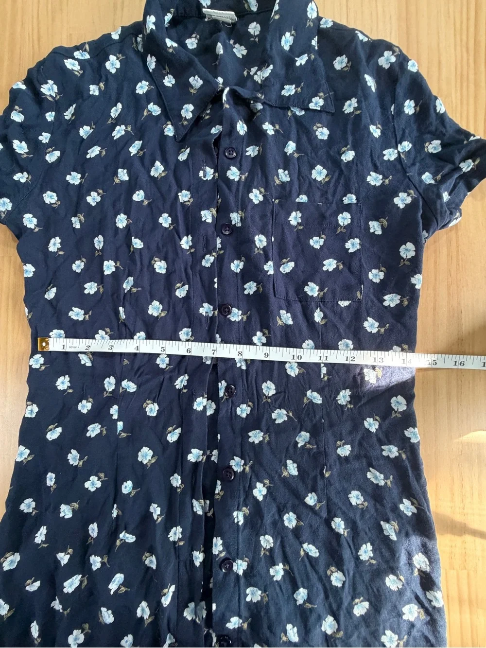 Old Navy Navy Dress with White and Light Blue Floral Print B12